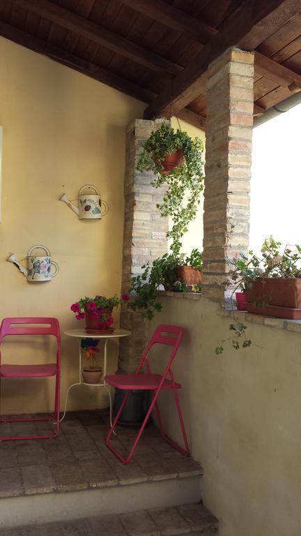 B&B La Casuccia Di Assisi Luaran gambar