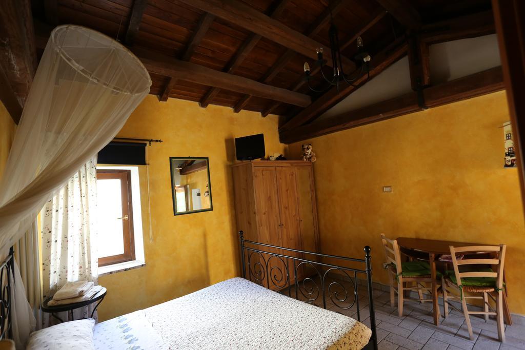 B&B La Casuccia Di Assisi Luaran gambar